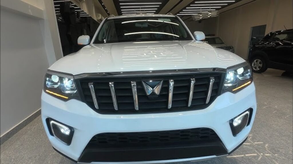 Mahindra Scorpio Z8